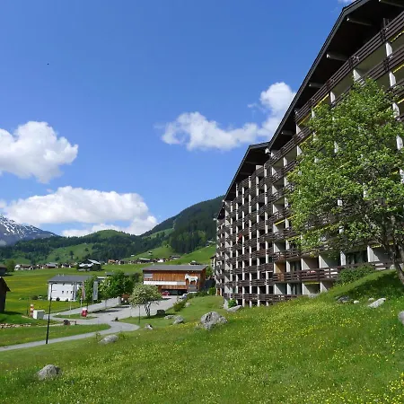 B 057 By Interhome * Disentis